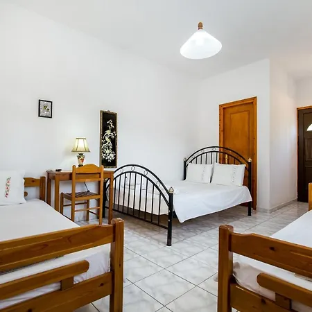 アパート Laskarina Onar