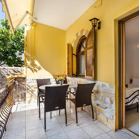 Laskarina Onar 포토스