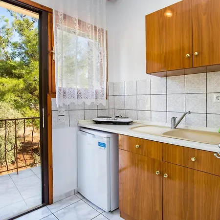 Laskarina Onar 아파트 *