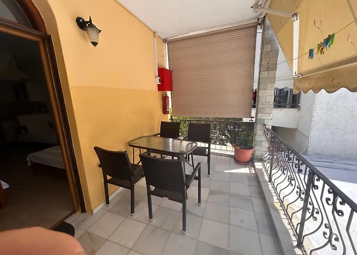 Laskarina Onar Apartament *